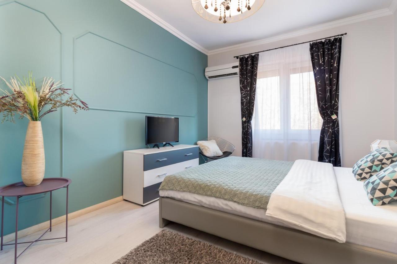 Moonlight Central Apartments Орадя Екстер'єр фото